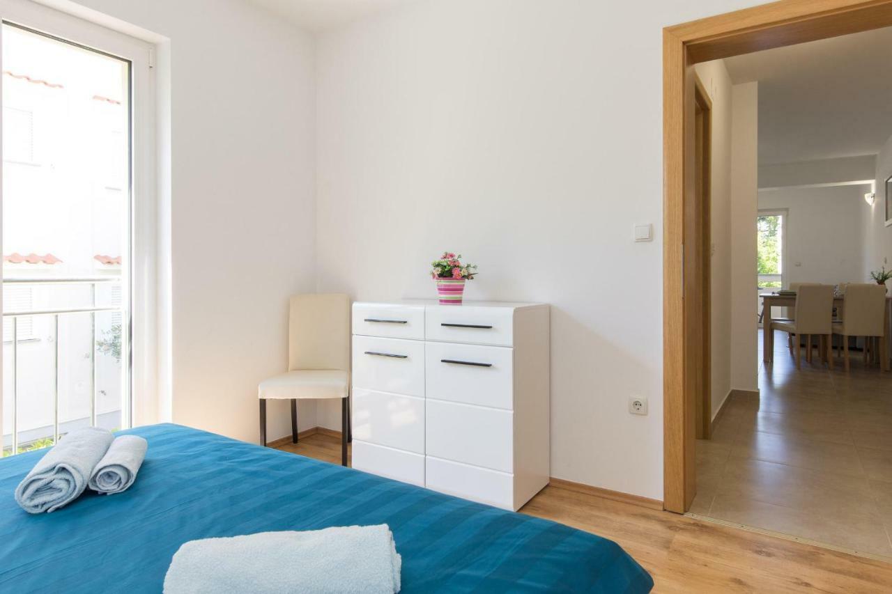 Nino Apartment *