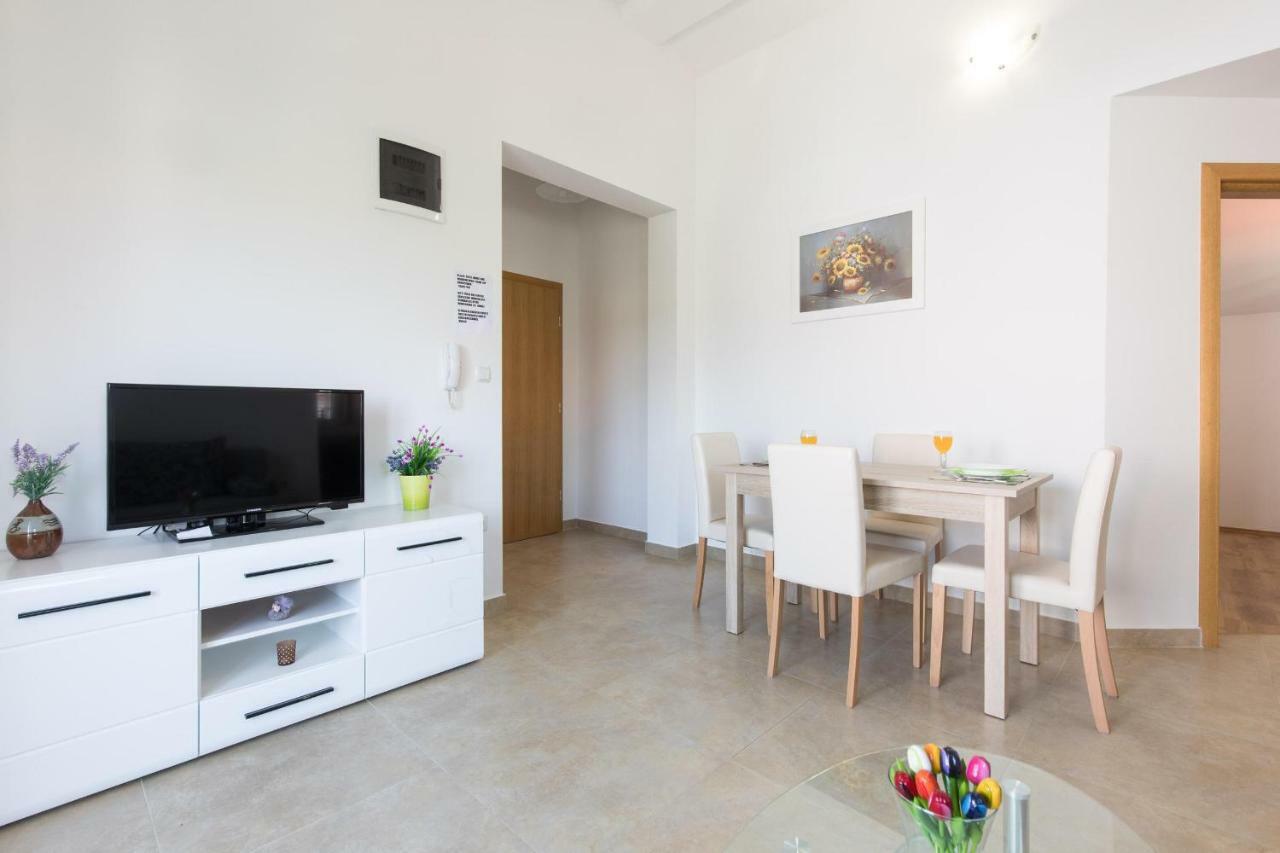 Nino Apartment Malinska